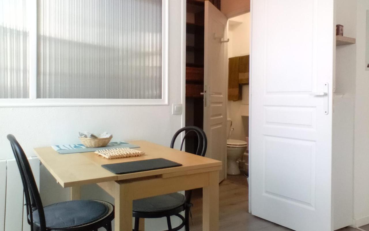 Les Bonbonieres D'Andrea Gavinies Pellegrin Apartment Bordeaux Exterior photo